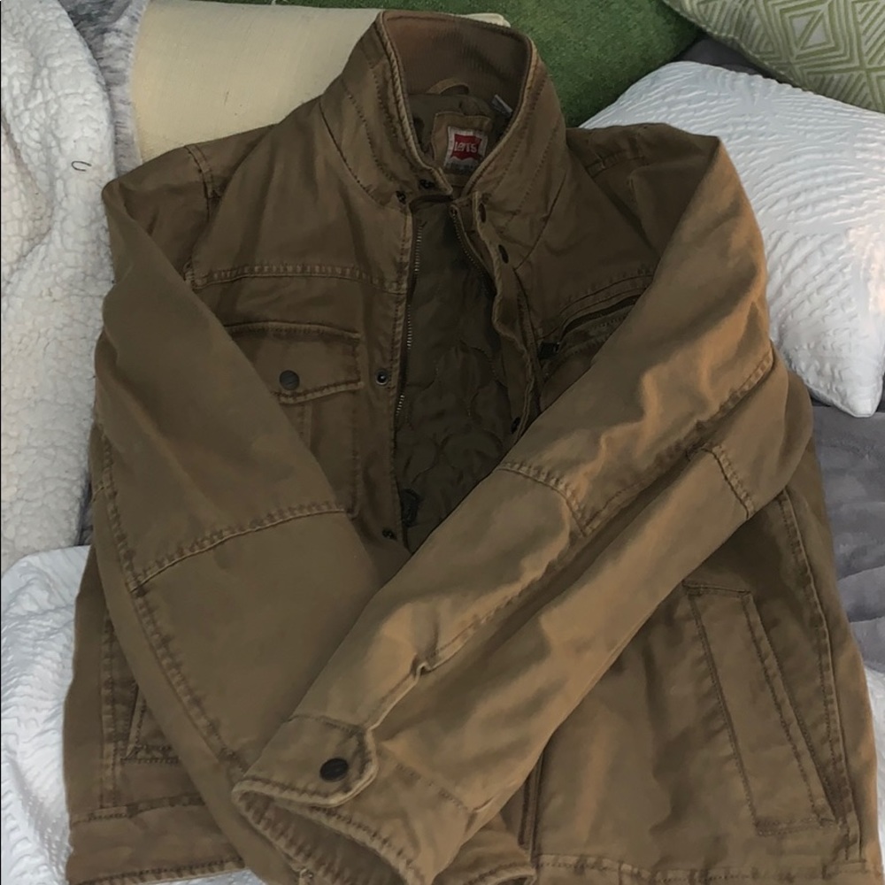 Levi’s Jacket ❄️